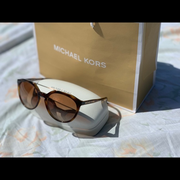 Michael Kors turtle shell sunglasses- unisex - Picture 1 of 2